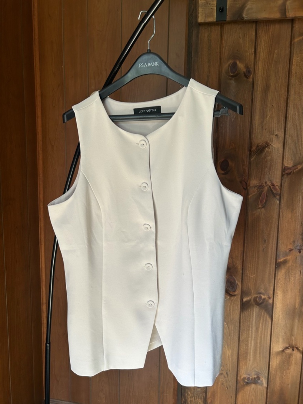 LOFT Versa Sleeveless Button Front Shell - Cream